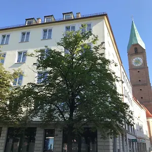 Hotel Der Tannenbaum, München