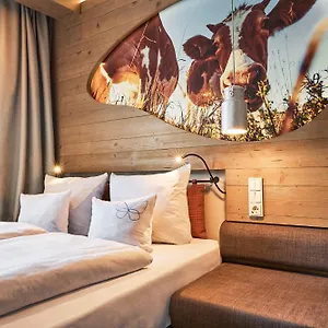 Cocoon Hauptbahnhof Hotel